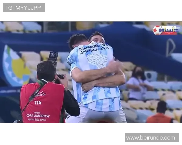 足球明星们的趣味互问视频大揭秘精彩瞬间回顾与幕后故事分享