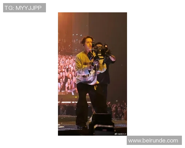 王嘉尔足球明星之路:从偶像歌手到绿茵场上的闪耀之星 王嘉尔足球明星之路:从偶像歌手到绿茵场上的闪耀之星