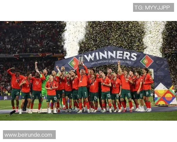 象牙山足球明星的传奇之路与荣耀时刻回顾 象牙山足球明星的传奇之路与荣耀时刻回顾