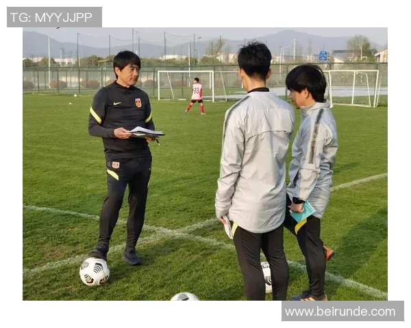 专访赵丽:探讨足球背后的成功秘诀与发展策略 专访赵丽:探讨足球背后的成功秘诀与发展策略